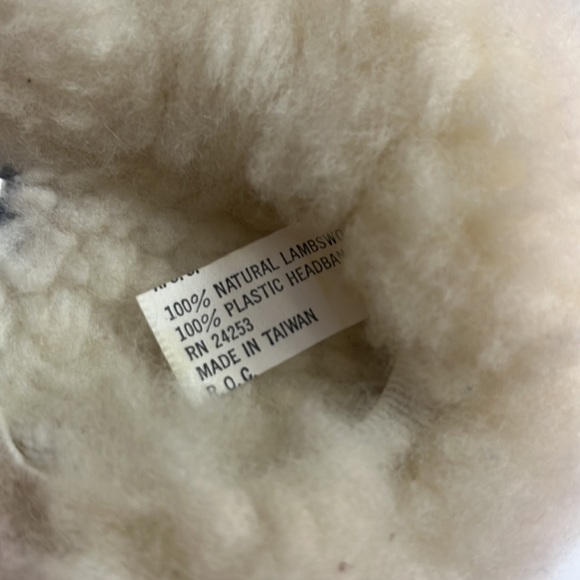Vintage lambs wool ear muffs - Picture 5 of 5